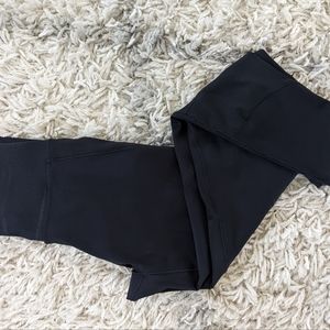 Blacked Ribbed Leggings